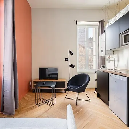 L'exo Chic Fauriel Refait A Neuf Appartement